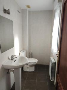 Chalet con amplio jardín