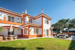 4 Bedrooom Private Villa Ribeiro I Pool, BBQ, AC, WIFI, BEACH - Vale de Carros