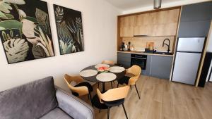 Marelis condo with sea view