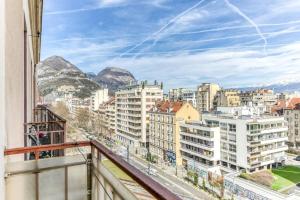 Esprit vintage: lit double, balcon, wifi, équipé+