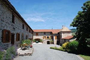 Pensjonat La Ferme Berger Les Ardillats Francja