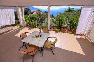 Apartment with Seaview in Podaca 3676-3 