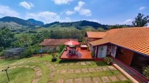 LINDA CASA EM SÃO BENTO DO SAPUCAI - 萨普卡伊米林