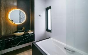 Tuana Hotels The Phulin Resort