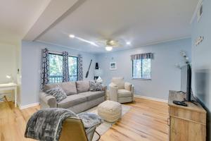 Walkable Calabash Condo with Pool Access!