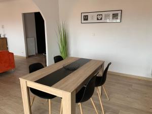 Appartements BEAU T4 100M2 PALAIS DES ROIS DE MAJORQUE : photos des chambres