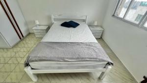 Pé na Areia: 3 Dorms com Vista Deslumbrante