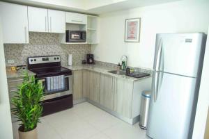 Luxury NEW Apt -247 sec- 10 min from SJO Airport