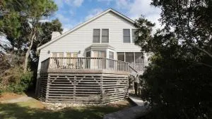 SA107, Baydream- Soundfront, Sound Views, Private Dock, Sun Deck! - Sanderling