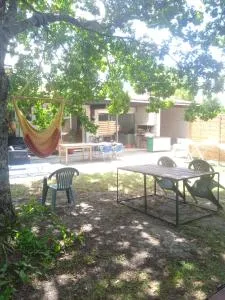 Maison avec jardin - 3 chambres - 7 à 8 personnes - 卡尔康