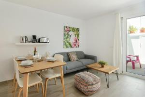 Purple Volcano - Pool and Gym in Sport Center Fariones included By Lanzarote Vacation Homes