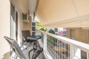 Stylish City Apartment by CloudKeys