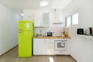 Green Volcano- pool, gym and activities in Sport Center Fariones included