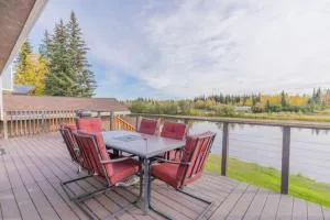 The Chena River House South Suite - Chena River Seaplane Base
