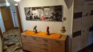 Schöne 4-Zimmer-Ferienwohnung zu vermieten - لوفينغن