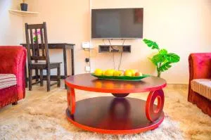 Fantastic location 1-Bed Apartment in Harare - Lichendale