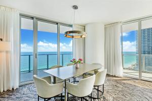 Beachfront 3 Bedroom Condo with Cabanas and Pools