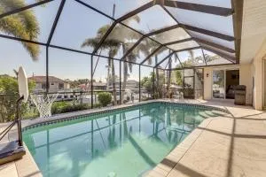 Pet-Friendly Waterfront Home with Pool! - El Jobean