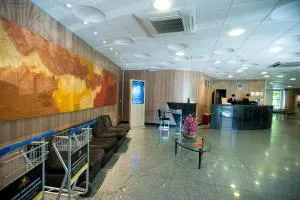 Royal Center Hotel Lourdes - 马卡科斯