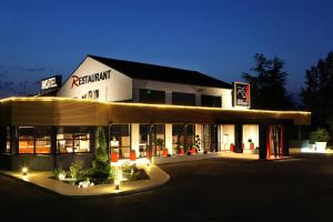 Hotels Logis Hotel Relais Saint Jacques - Chateauroux : photos des chambres