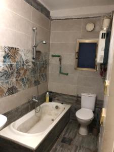 Room for rent in heart of Cairo