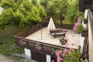 Apartments & Rooms Florjana