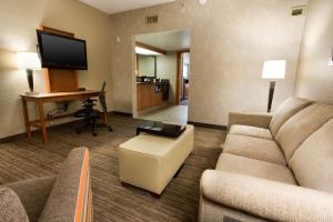 Queen Suite with Two Queen Beds room in Drury Inn & Suites Austin North