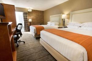 Deluxe Queen Room with Two Queen Beds room in Drury Inn & Suites Austin North