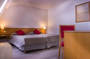 Hotels Hotel Le Compostelle : photos des chambres