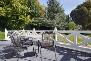 Ruhig und idyllische Lage, strandnah, gratis Nutzung vom AHOI Erlebnisbad und Sauna in Sellin - Gutshaus Silvitz FeWo 02