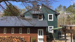 Julians English Homestay and Pension