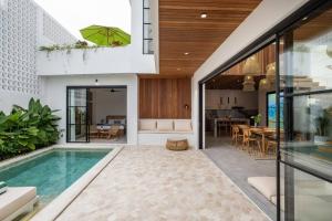 Villa Solaris Umalas by Santi Management