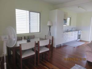 Emu Park Beach Front Apartment