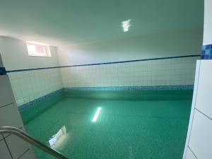 Haus Roland, Fewo Lichtblick Nr 30 mit Pool und Sauna