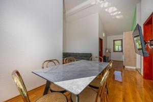 Apartments Francoise