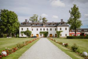 Pałac Pakoszów Schlosshotel Wernersdorf