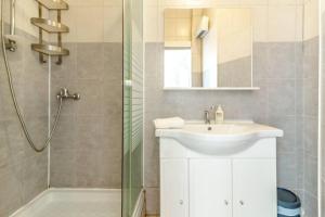 Appartements Canebiere 3 // Bel appartement climatise avec terrasse : photos des chambres