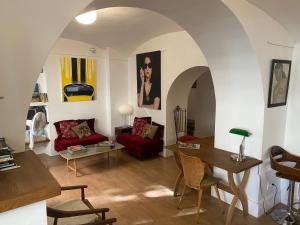 Hotels Hotel Central Bastia : photos des chambres