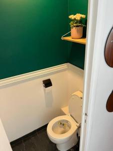 Appartements Appartement Spacieux & Parking : photos des chambres