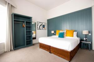 Double Room room in The Martello Hotel