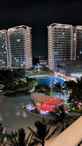 Beach View Unit In Azure Urban Resort Residences