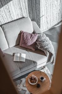 Górski Horyzont - domki nad jeziorem z widokiem na Tatry