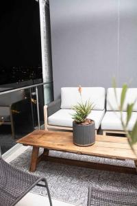 Epic Getaway in Waterfall