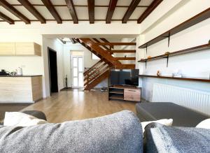 Alpine Cottage w. Mountain View