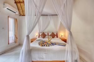 Phòng Giường Đôi Có Phòng Tắm Riêng (Double Room with Private Bathroom)