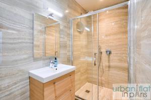 02 - Pretty 4BDR Flat in Paris