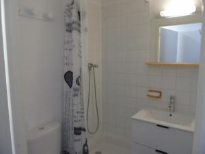 Appartement Valfréjus 8 pers, cuisine équipée, 2 sdb, animaux admis - FR-1-561-27