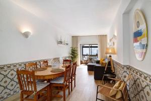 Blue wave escape apartment