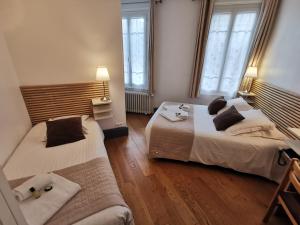 Hotels Hotel Des Falaises : photos des chambres