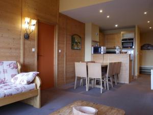 Appartement 4 pièces avec balcon, La Plagne - FR-1-329-90